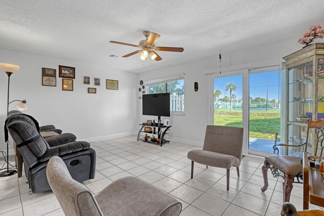 4707 Pier Drive, Greenacres, FL 33463