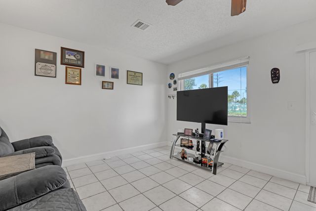 4707 Pier Drive, Greenacres, FL 33463