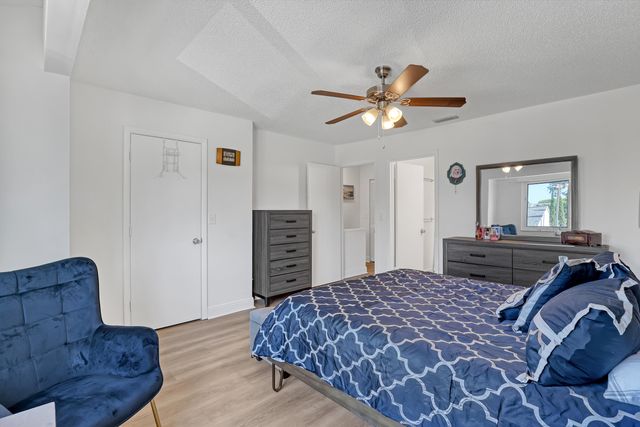 4707 Pier Drive, Greenacres, FL 33463