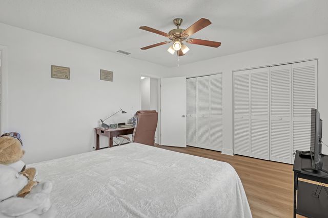 4707 Pier Drive, Greenacres, FL 33463