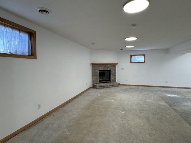2804 Autumn Lane, Janesville, WI 53546