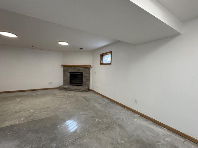 2804 Autumn Lane, Janesville, WI 53546