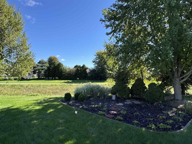 2804 Autumn Lane, Janesville, WI 53546