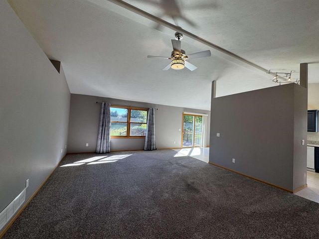 2804 Autumn Lane, Janesville, WI 53546