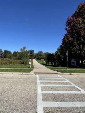 2804 Autumn Lane, Janesville, WI 53546