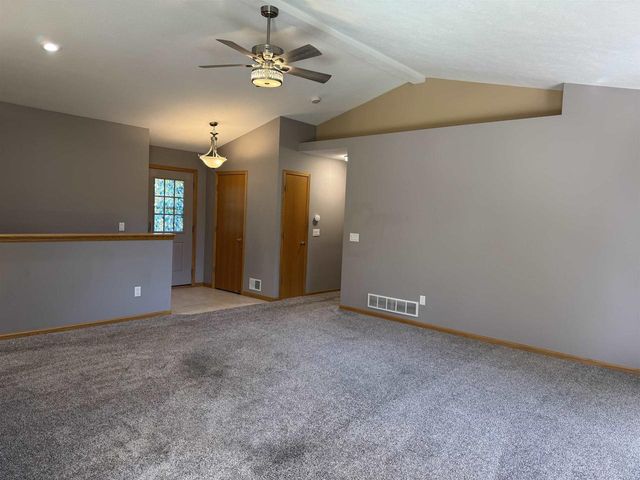 2804 Autumn Lane, Janesville, WI 53546