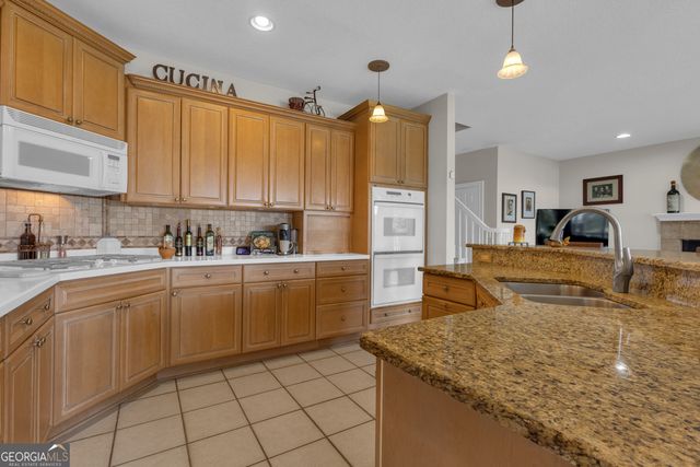 110 Carnoustie Way, Fayetteville, GA 30215