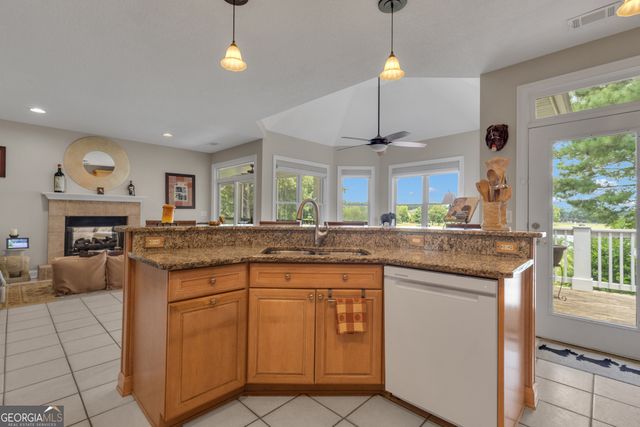 110 Carnoustie Way, Fayetteville, GA 30215