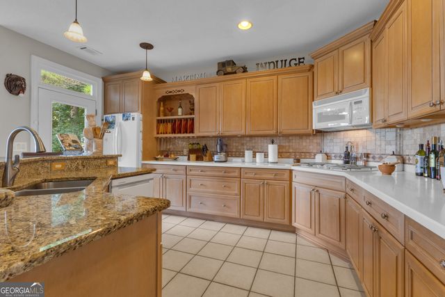 110 Carnoustie Way, Fayetteville, GA 30215