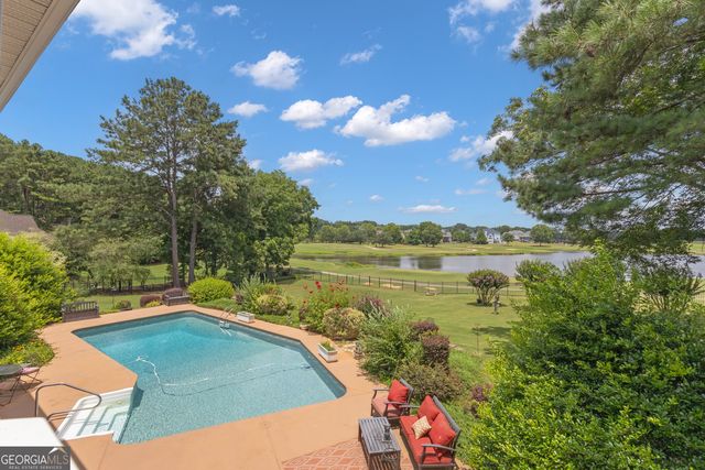 110 Carnoustie Way, Fayetteville, GA 30215