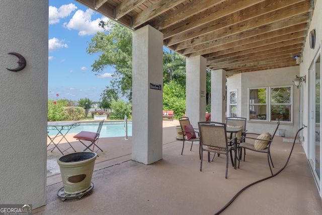 110 Carnoustie Way, Fayetteville, GA 30215