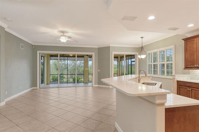 206 BELLA VISTA TERRACE 29B, North Venice, FL 34275