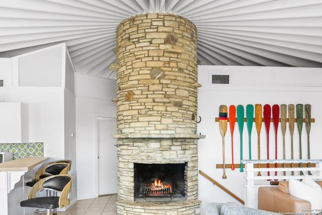 1433 Riviera, Canyon Lake, TX 78133