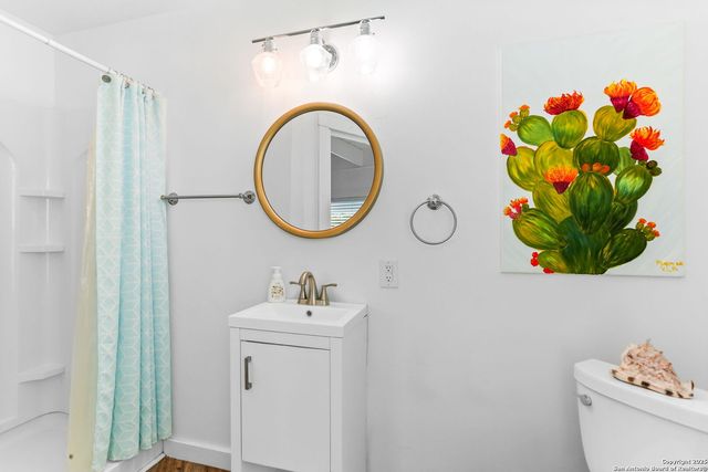 1433 Riviera, Canyon Lake, TX 78133