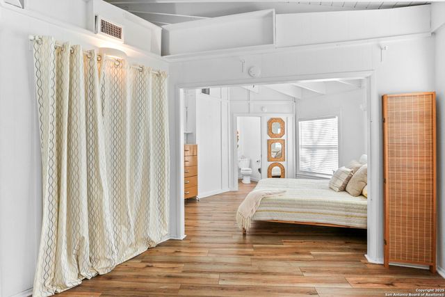 1433 Riviera, Canyon Lake, TX 78133