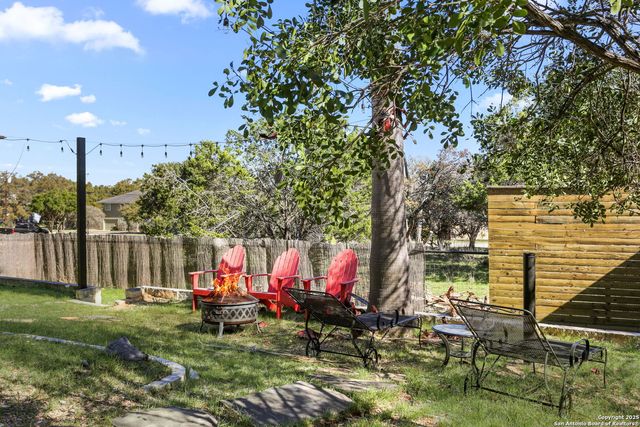 1433 Riviera, Canyon Lake, TX 78133