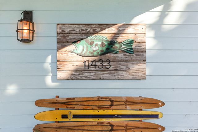 1433 Riviera, Canyon Lake, TX 78133