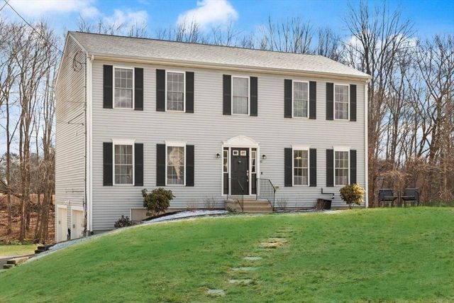 61 Holmes Rd, North Attleboro, MA 02760