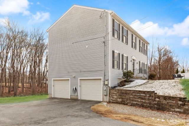 61 Holmes Rd, North Attleboro, MA 02760