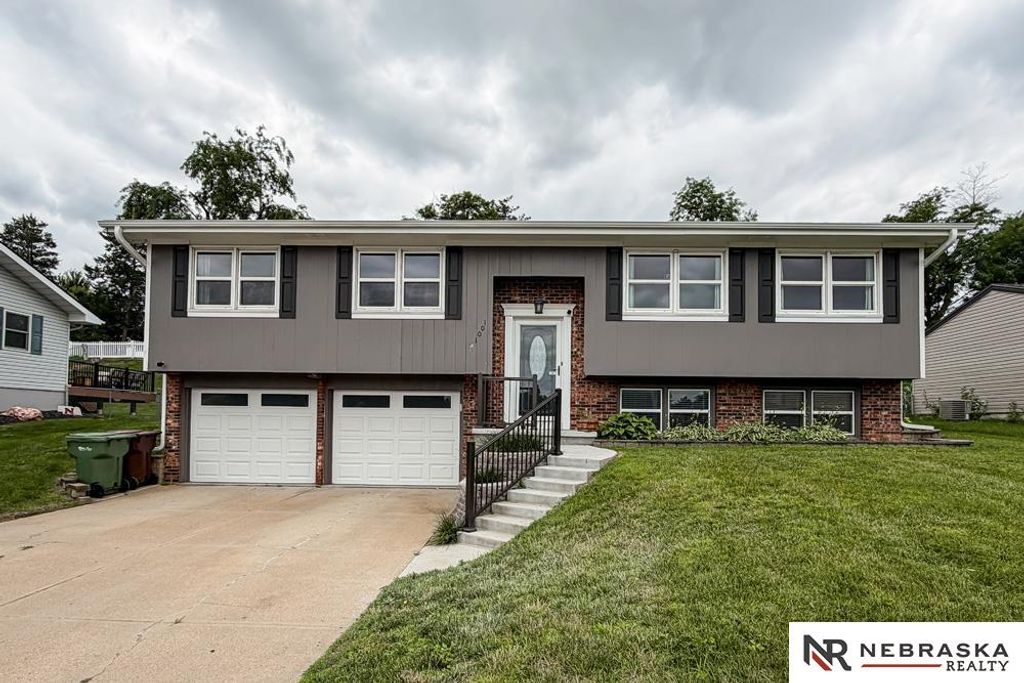 1001 Bordeaux Avenue, Bellevue, NE 68123