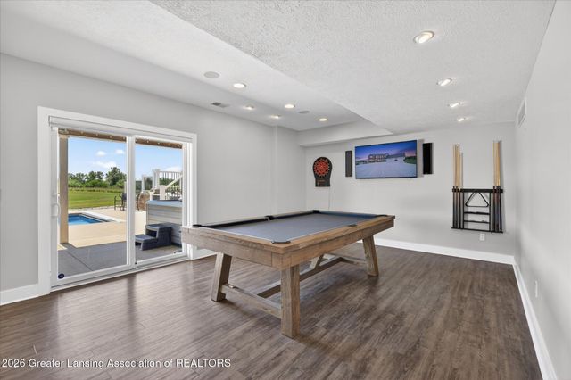 5384 Van Atta Road, Haslett, MI 48840