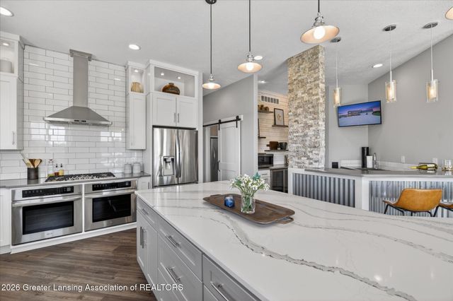 5384 Van Atta Road, Haslett, MI 48840