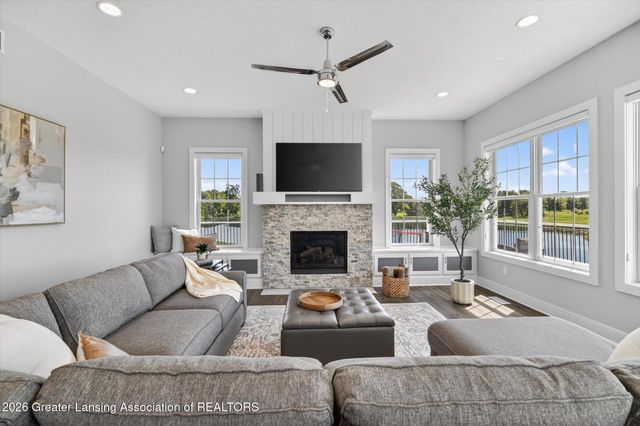 5384 Van Atta Road, Haslett, MI 48840