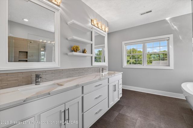 5384 Van Atta Road, Haslett, MI 48840