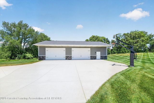 5384 Van Atta Road, Haslett, MI 48840