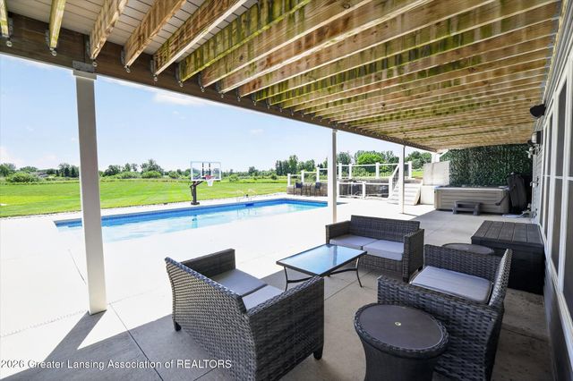 5384 Van Atta Road, Haslett, MI 48840
