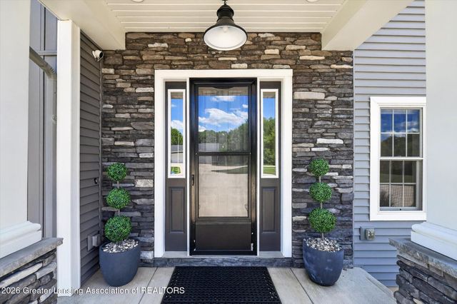 5384 Van Atta Road, Haslett, MI 48840