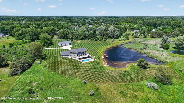 5384 Van Atta Road, Haslett, MI 48840