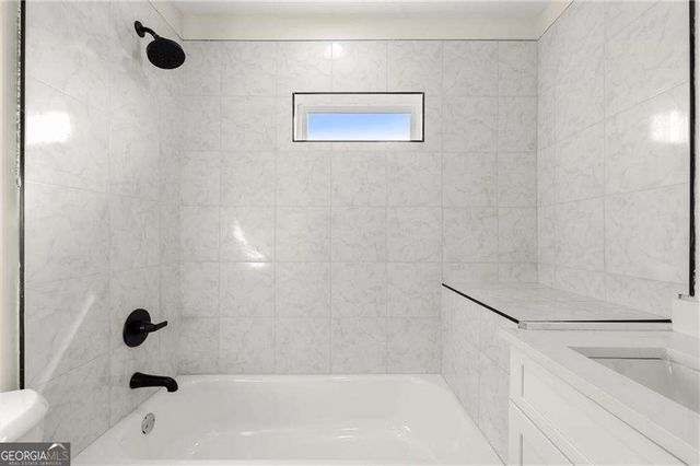 31 Pinson Street, Newnan, GA 30263