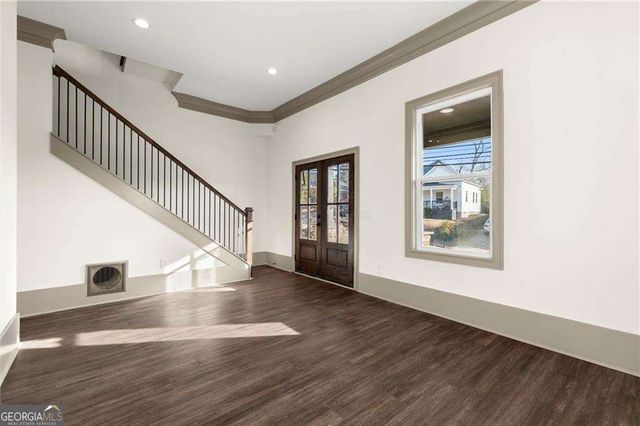 31 Pinson Street, Newnan, GA 30263