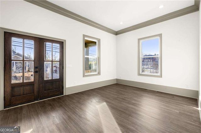 31 Pinson Street, Newnan, GA 30263