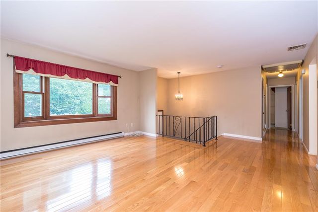 1437 Pearl Street, Salisbury Twp, PA 18103
