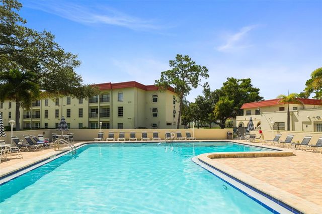 2700 BAYSHORE BOULEVARD 2110, Dunedin, FL 34698
