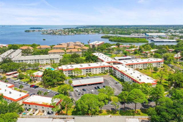 2700 BAYSHORE BOULEVARD 2110, Dunedin, FL 34698