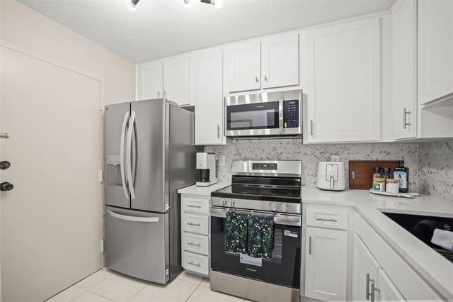 2700 BAYSHORE BOULEVARD 2110, Dunedin, FL 34698
