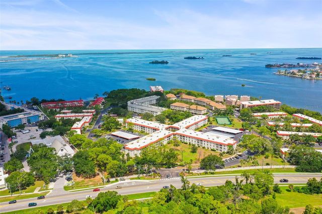 2700 BAYSHORE BOULEVARD 2110, Dunedin, FL 34698