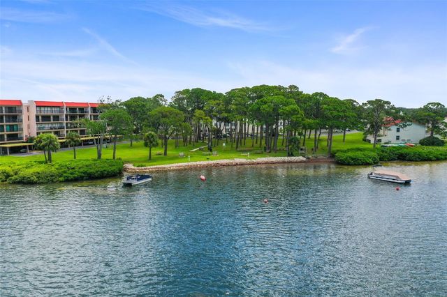 2700 BAYSHORE BOULEVARD 2110, Dunedin, FL 34698