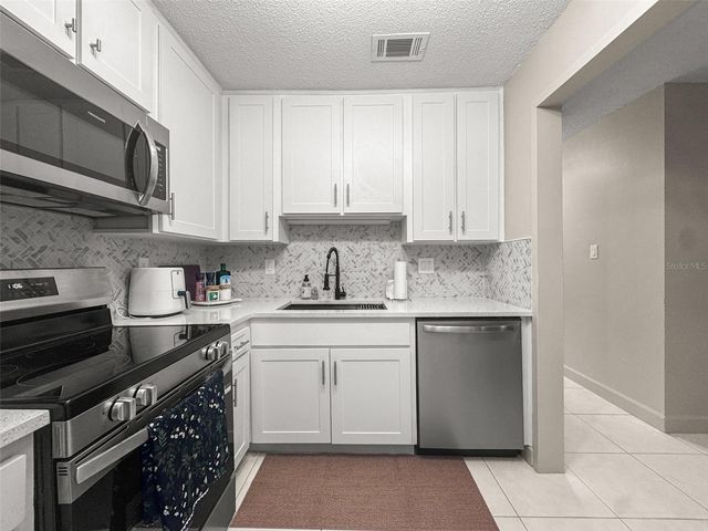 2700 BAYSHORE BOULEVARD 2110, Dunedin, FL 34698