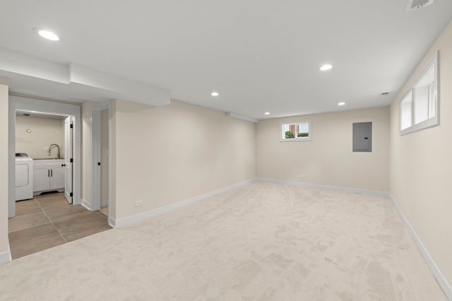 285 Hill Avenue 1, Glen Ellyn, IL 60137