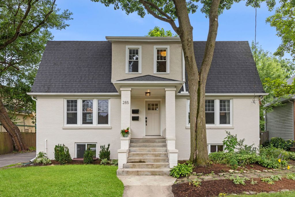 285 Hill Avenue 1, Glen Ellyn, IL 60137