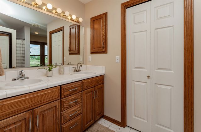 801 N 15th Street, Indianola, IA 50125