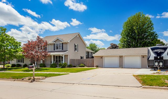 801 N 15th Street, Indianola, IA 50125