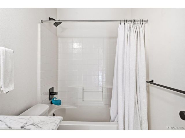 22079 E Belleview Pl, Aurora, CO 80015