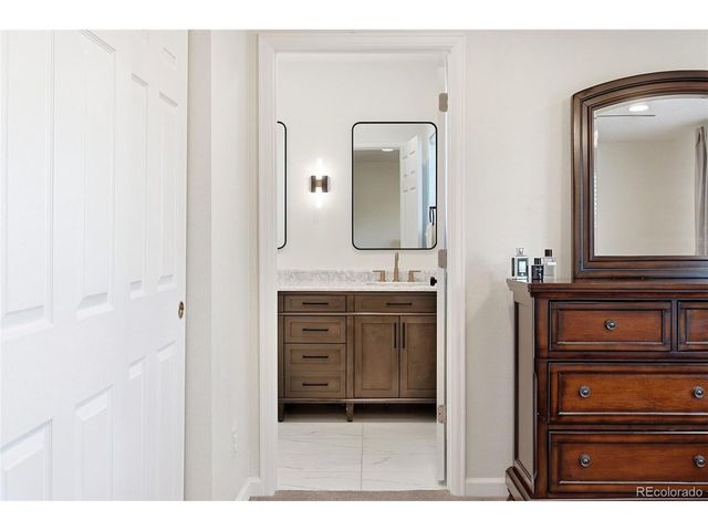 22079 E Belleview Pl, Aurora, CO 80015