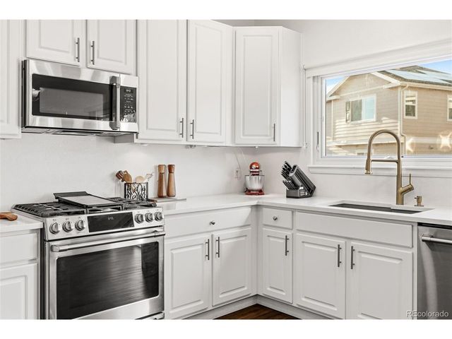 22079 E Belleview Pl, Aurora, CO 80015