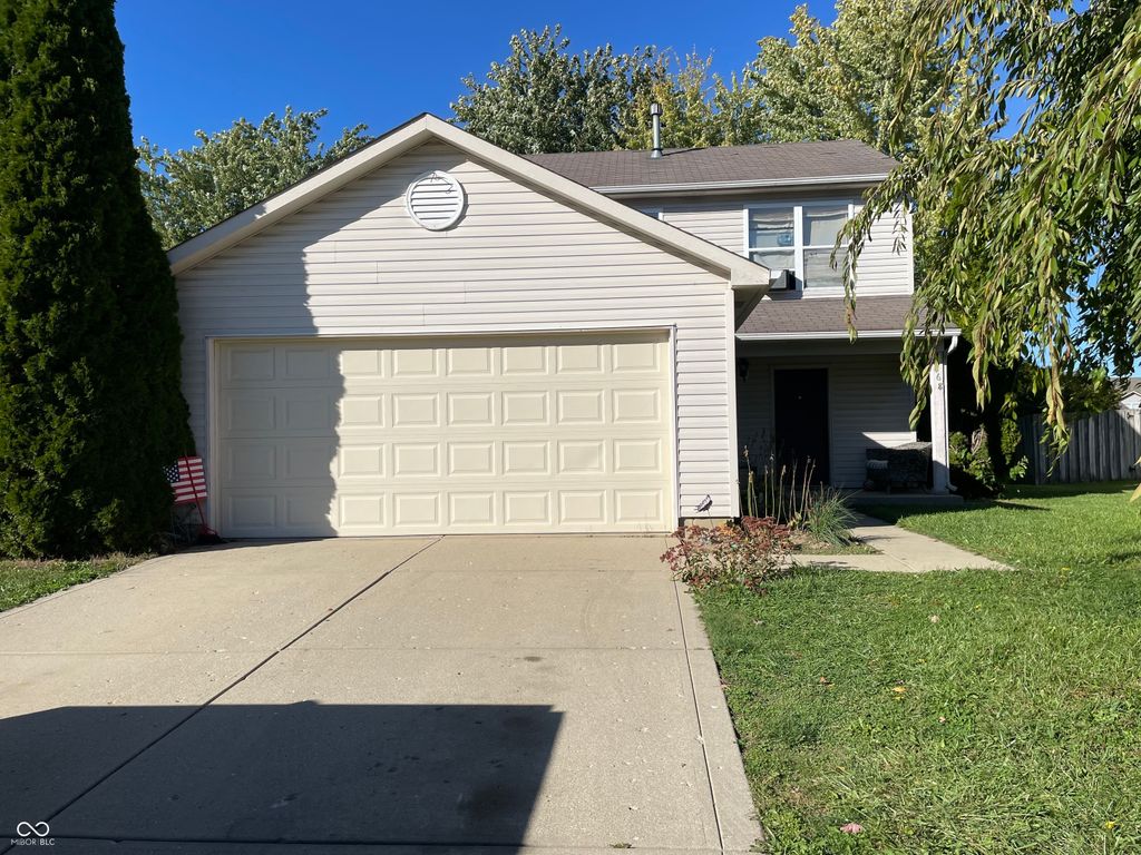 1668 Willowview Lane, Greenfield, IN 46140